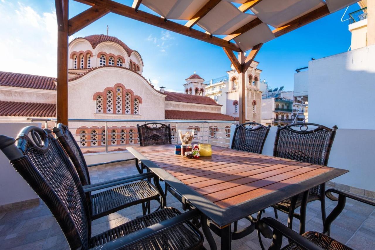 Bright Apartment In El Pireo Exterior foto