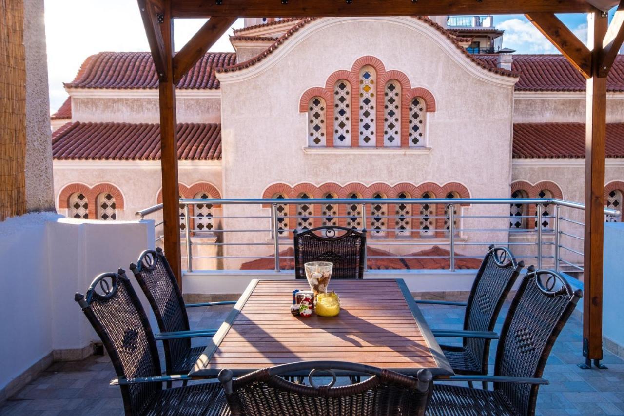 Bright Apartment In El Pireo Exterior foto